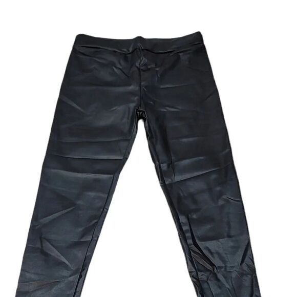 NEW Spirit Halloween Faux Leather Leggings Size Small (4-6) - Picture 3 of 9